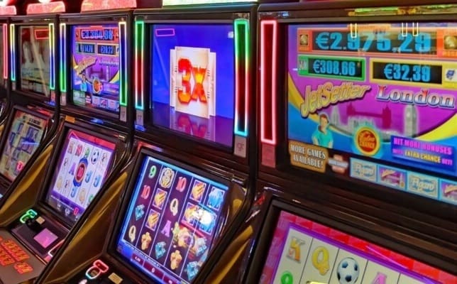 Unlock the Thrill of Progressive Slot Machines for Mega Wins